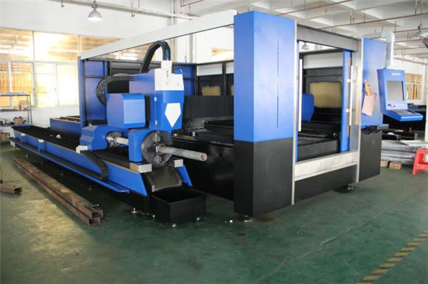 دستگاه برش لیزری فیبر cypcut 3D با طول 1070 نانومتر لیزر