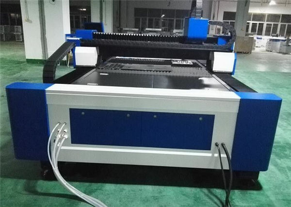 دستگاه برش لیزر فیبر فولادی 60m / min